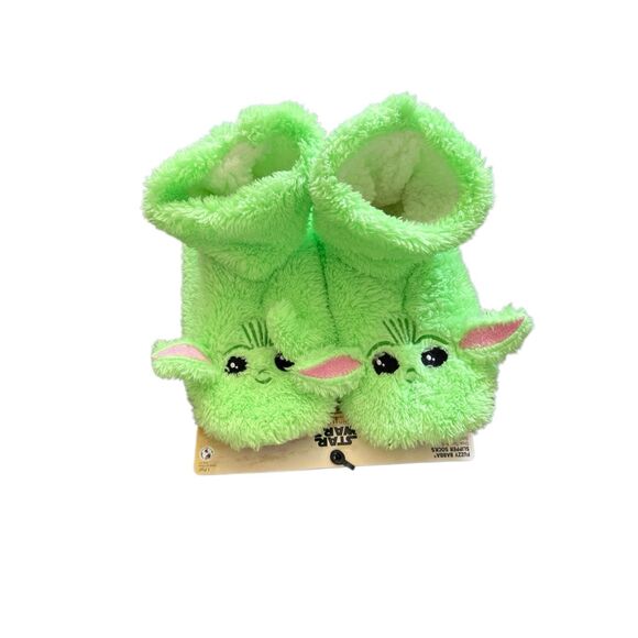 Baby yoda slippers - Picture 1 of 3